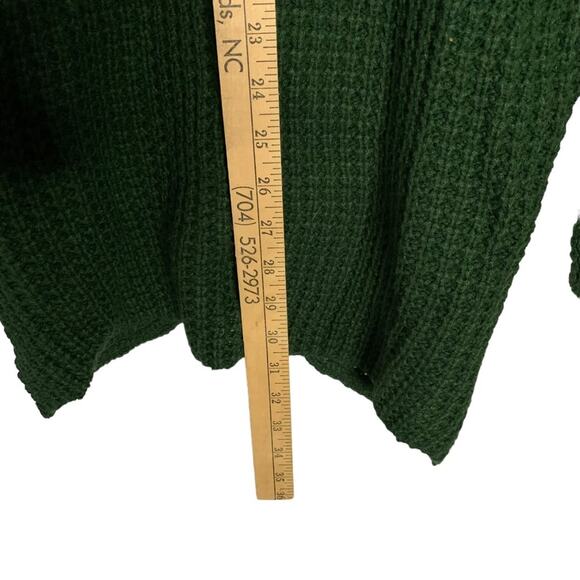 Green Cowl Neck Sweater. - Picture 9 of 9
